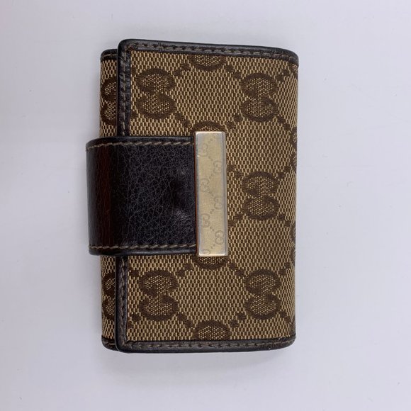 Authentic Gucci GG 6-ring key holder - Picture 3 of 11
